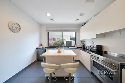 Adosado en venta en DAMAC Hills (Akoya by DAMAC), Dubai, EAU 4 dormitorios, 311 m2 № 652570 - foto 12