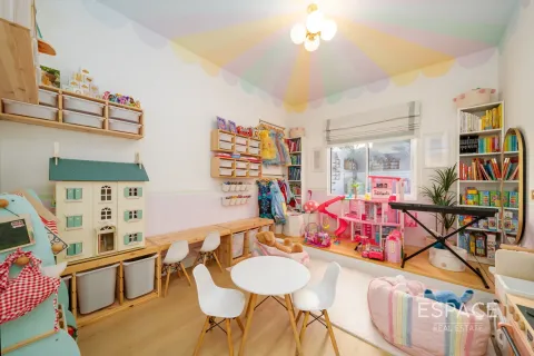 Vila v The Lakes, Dubai, SAE 4 spálne, 336 m2 č. 652569 - Fotografia 13