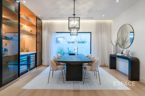 Vila v The Lakes, Dubai, SAE 4 spálne, 336 m2 č. 652569 - Fotografia 9