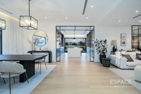 Vila v The Lakes, Dubai, SAE 4 spálne, 336 m2 č. 652569 - Fotografia 6