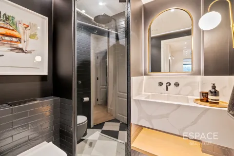 Vila v The Lakes, Dubai, SAE 4 spálne, 336 m2 č. 652569 - Fotografia 11