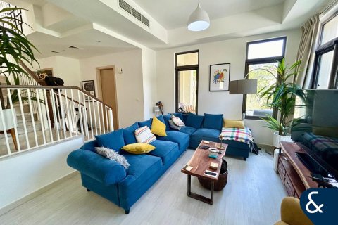 Villa til salg i Reem, Dubai, UAE 3 soveværelser, 236 kvm № 667668 - foto 3