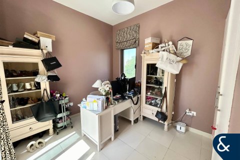 Villa til salg i Reem, Dubai, UAE 3 soveværelser, 236 kvm № 667668 - foto 13