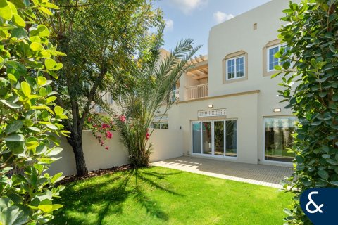 Купить виллу в The Springs, Дубай, ОАЭ 2 спальни, 157м2, № 667667 - фото 1