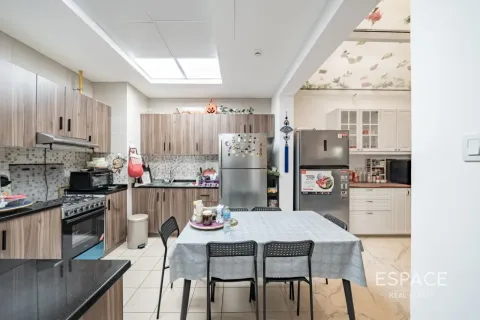 Radhus till försäljning i Al Furjan, Dubai, UAE 4 sovrum, 269 kvm Nr. 737894 - fotografi 10