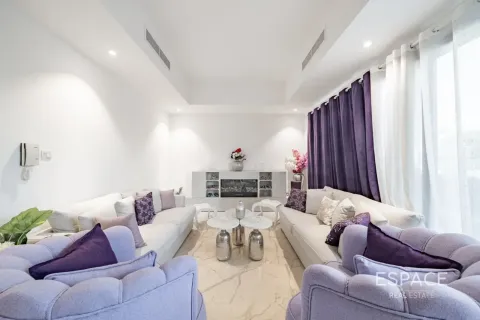 Radhus till försäljning i Al Furjan, Dubai, UAE 4 sovrum, 269 kvm Nr. 737894 - fotografi 4