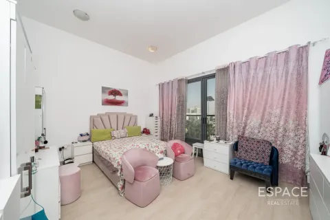 Radhus till försäljning i Al Furjan, Dubai, UAE 4 sovrum, 269 kvm Nr. 737894 - fotografi 15