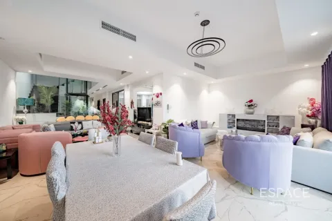 Radhus till försäljning i Al Furjan, Dubai, UAE 4 sovrum, 269 kvm Nr. 737894 - fotografi 3