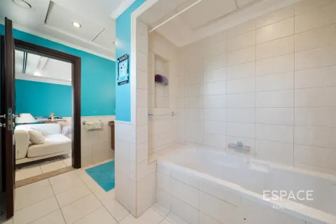 Villa Meadows, Dubaijā, AAE 5 istabas, 489 m2 Nr. 737897 - attēls 11