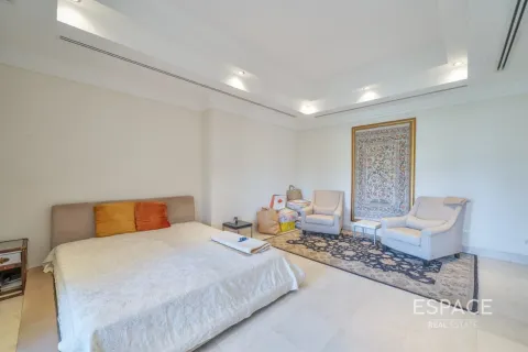 Villa Meadows, Dubaijā, AAE 5 istabas, 489 m2 Nr. 737897 - attēls 14