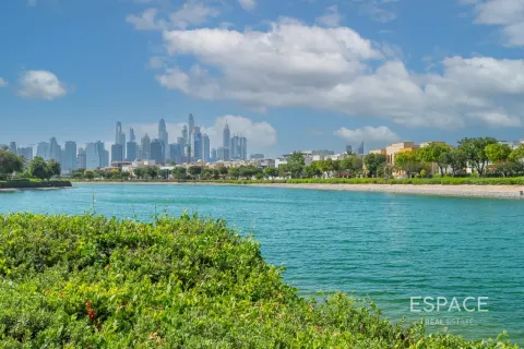 Villa Meadows, Dubaijā, AAE 5 istabas, 489 m2 Nr. 737897 - attēls 18