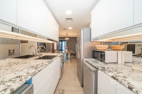 Üürile anda korter asukohaga Dubai Marina, AÜE: 3 magamistoaga, 162 m² Nr 738393 - pilt 17