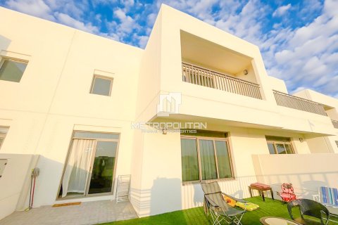 Rumah bandar di Town Square, Dubai, UAE 3 bilik tidur, 193 meter persegi № 592544 - foto 1