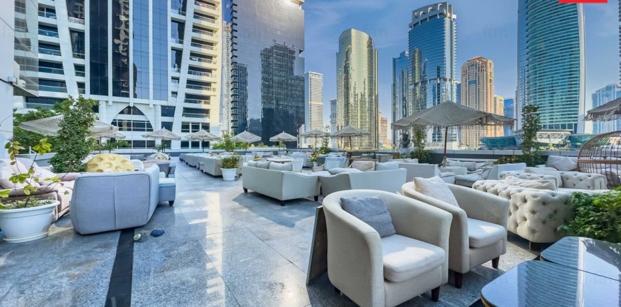 Myymälä Dubai, Arabiemiraatit 435.7 m2 № 722464