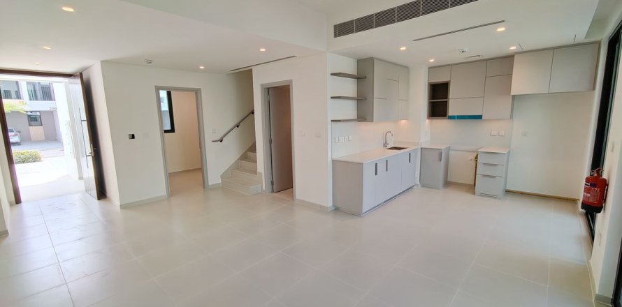 Radový dom v Dubai, SAE 3 spálne, 129 m2 č. 722466