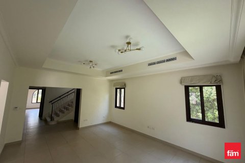 Vilë në Dubai, Emiratet e Bashkuara Arabe 4 dhoma gjumi, 405 m2. № 722467 - Foto 9