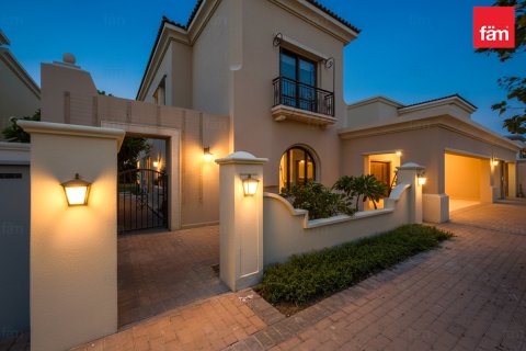 Villa itt: Dubai, EAE, 4 hálószoba, 405 m², azonosító: 722467 - fénykép 30