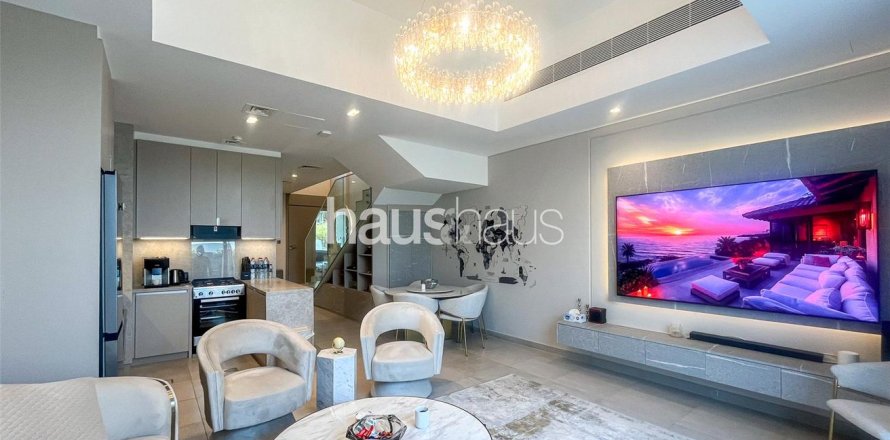 Shtëpi në qytet në Mohammed Bin Rashid City, Dubai, Emiratet e Bashkuara Arabe 2 dhoma gjumi, 131 m2. № 627008