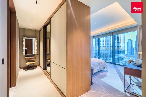Apartament në Downtown Dubai (Downtown Burj Dubai), Emiratet e Bashkuara Arabe 3 dhoma gjumi, 156.1 m2. № 769302 - Foto 10