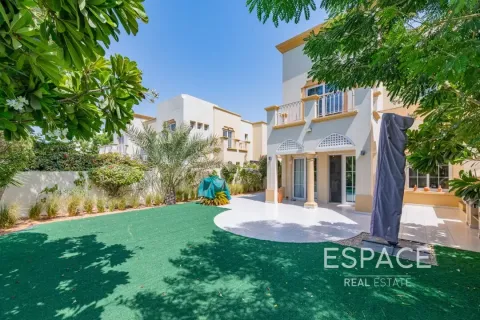 Villa till försäljning i The Springs, Dubai, UAE 3 sovrum, 245 kvm Nr. 649903 - fotografi 18