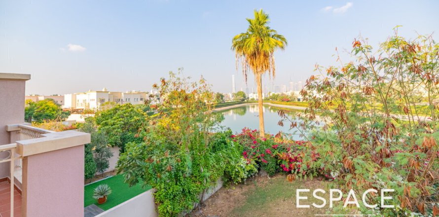 Villa i The Springs, Dubai, UAE 3 sovrum, 228 kvm Nr. 649867