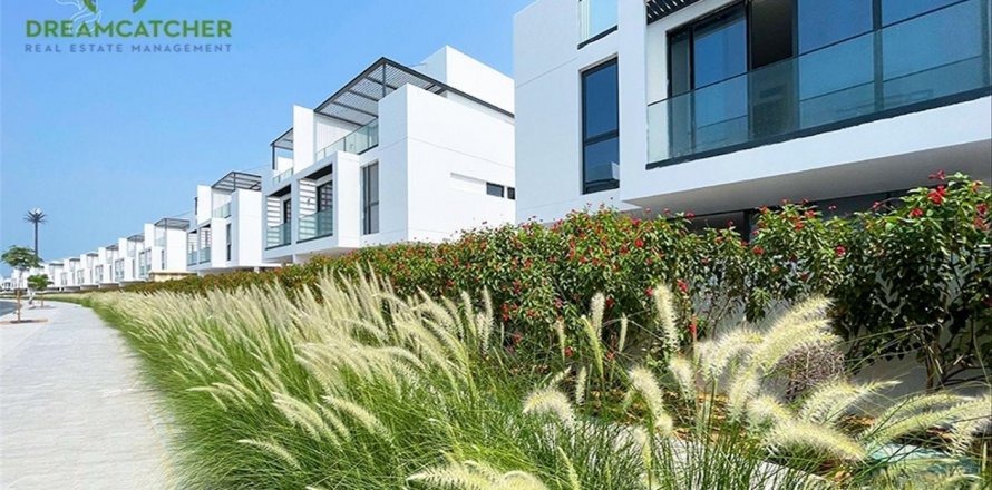 Vila v SUN ISLAND v Sharjah Waterfront City, SAE 4 ložnice, 257.7 m² Č.: 588668