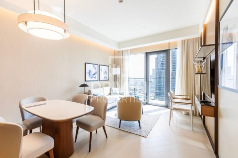 Apartament në Downtown Dubai (Downtown Burj Dubai), Dubai, Emiratet e Bashkuara Arabe 2 dhoma gjumi, 112.23 m2. № 759205 - Foto 3