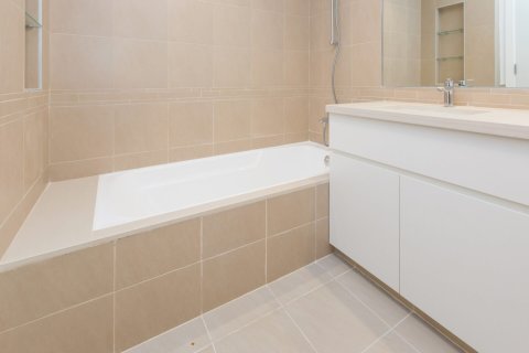 Appartement te koop in Town Square, Dubai, VAE 2 slaapkamers, 88 vr.m., nr 704143 - foto 9