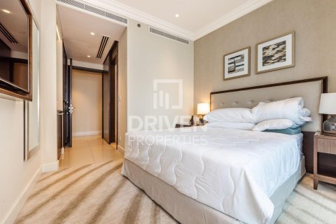 Apartament në Downtown Dubai (Downtown Burj Dubai), Dubai, Emiratet e Bashkuara Arabe 2 dhoma gjumi, 124.21 m2. № 745233 - Foto 9