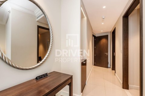 Apartament në Downtown Dubai (Downtown Burj Dubai), Dubai, Emiratet e Bashkuara Arabe 2 dhoma gjumi, 124.21 m2. № 745233 - Foto 12
