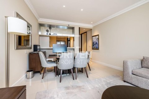 Apartament në Downtown Dubai (Downtown Burj Dubai), Dubai, Emiratet e Bashkuara Arabe 2 dhoma gjumi, 124.21 m2. № 745233 - Foto 2