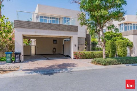 فيلا للإيجار في دبي، الإمارات العربية المتحدة 5 غرفة نوم ، 55878.6 متر مربع ، رقم 693007 - صورة 6