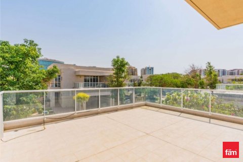 فيلا للإيجار في دبي، الإمارات العربية المتحدة 5 غرفة نوم ، 55878.6 متر مربع ، رقم 693007 - صورة 7