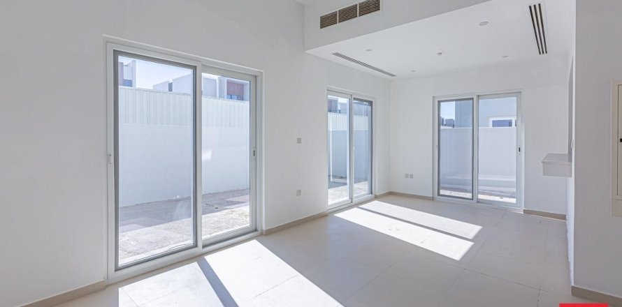 Vila di Dubai, UAE 4 bilik tidur, 356.1 meter persegi № 760611