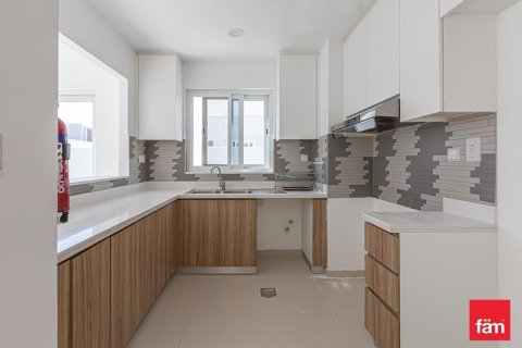 Vila di Dubai, UAE 4 bilik tidur, 356.1 meter persegi № 760611 - foto 9