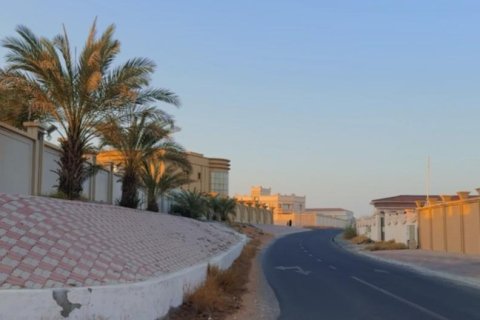 Vila di Al Dhait, Ras Al Khaimah, UAE 11 bilik tidur, 1466 meter persegi № 656832 - foto 1
