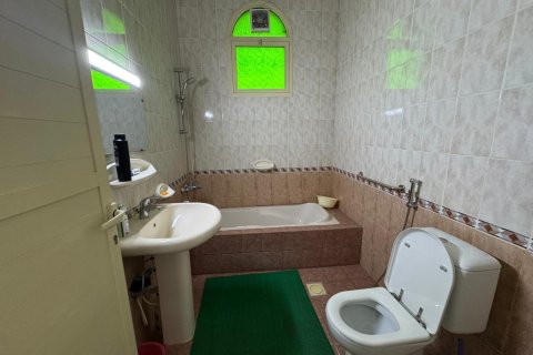 Vila di Al Dhait, Ras Al Khaimah, UAE 11 bilik tidur, 1466 meter persegi № 656832 - foto 10