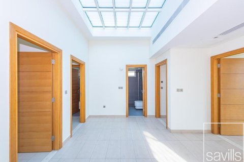 Villa para arrendamento em Jumeirah Park, Dubai, EAU 4 quartos, 726.5 m2 № 747792 - foto 5