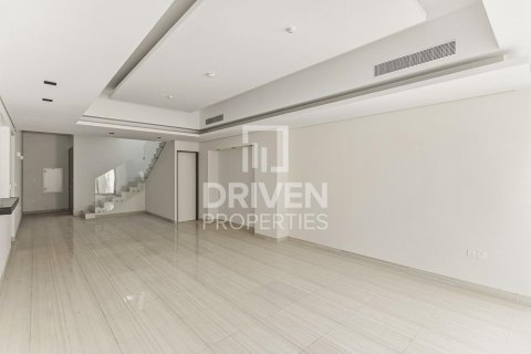 Rumah bandar di wasl gate, Dubai, UAE 3 bilik tidur, 232.44 meter persegi № 742218 - foto 3