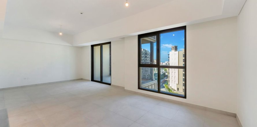 Apartament në Umm Suqeim, Dubai, Emiratet e Bashkuara Arabe 3 dhoma gjumi, 172.5 m2. № 691303