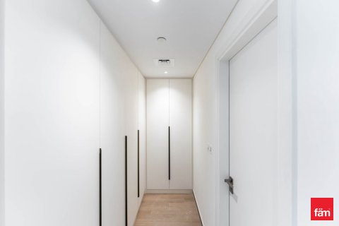 Apartmen di Umm Suqeim, Dubai, UAE 3 bilik tidur, 172.5 meter persegi № 691303 - foto 13