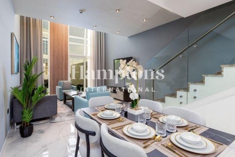 Řadový dům v Dubai Land, SAE 2 ložnice, 123.8 m² Č.: 702867