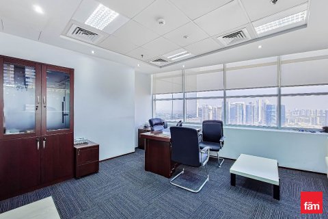 Office in Dubai, UAE 1128.4 sq.m. № 694373 - photo 16