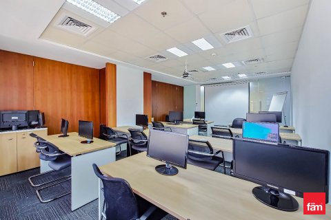 Office in Dubai, UAE 1128.4 sq.m. № 694373 - photo 11