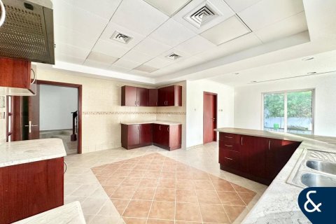 Vila v Green Community, Dubai, SAE 5 ložnice, 577 m² Č.: 667745 - fotografie 11