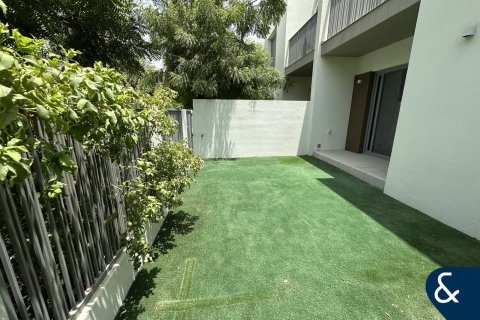 Vilă de vânzare în Tilal Al Ghaf, Dubai, EAU 3 dormitoare, 140 mp. №667735 - poză 7