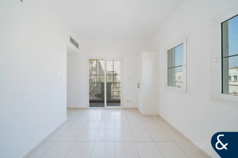 Villa till försäljning i The Springs, Dubai, UAE 2 sovrum, 167 kvm Nr. 667747 - fotografi 6