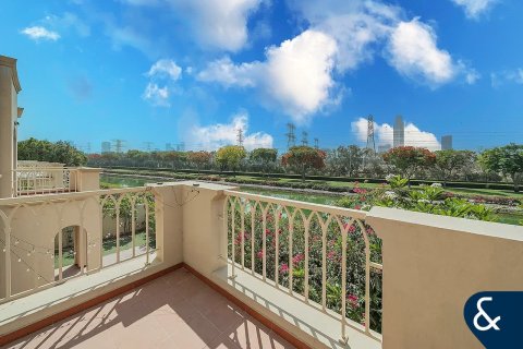 Villa till försäljning i The Springs, Dubai, UAE 2 sovrum, 167 kvm Nr. 667747 - fotografi 3