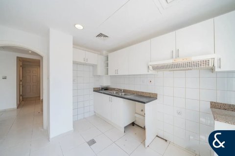 Villa till försäljning i The Springs, Dubai, UAE 2 sovrum, 167 kvm Nr. 667747 - fotografi 11