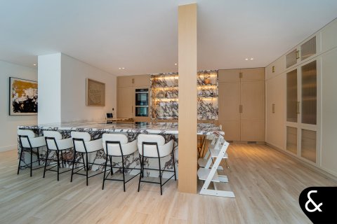 Müüa villa asukohaga Jumeirah Golf Estates, Dubai, AÜE: 6 magamistoaga, 975 m² Nr 667744 - pilt 10